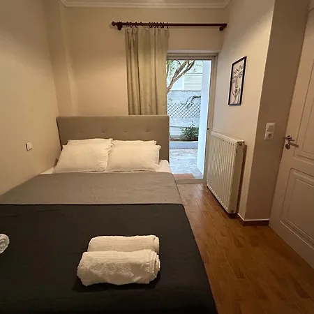 Urban Lodge Agios Dimitrios 雅典 Exterior photo