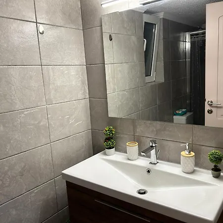 Urban Lodge Agios Dimitrios 雅典 Exterior photo